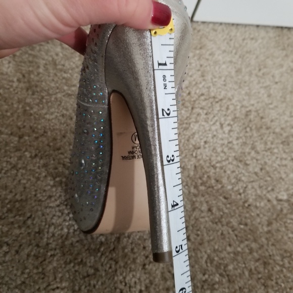 Silver Jeweled High Heels - Picture 5 of 5
